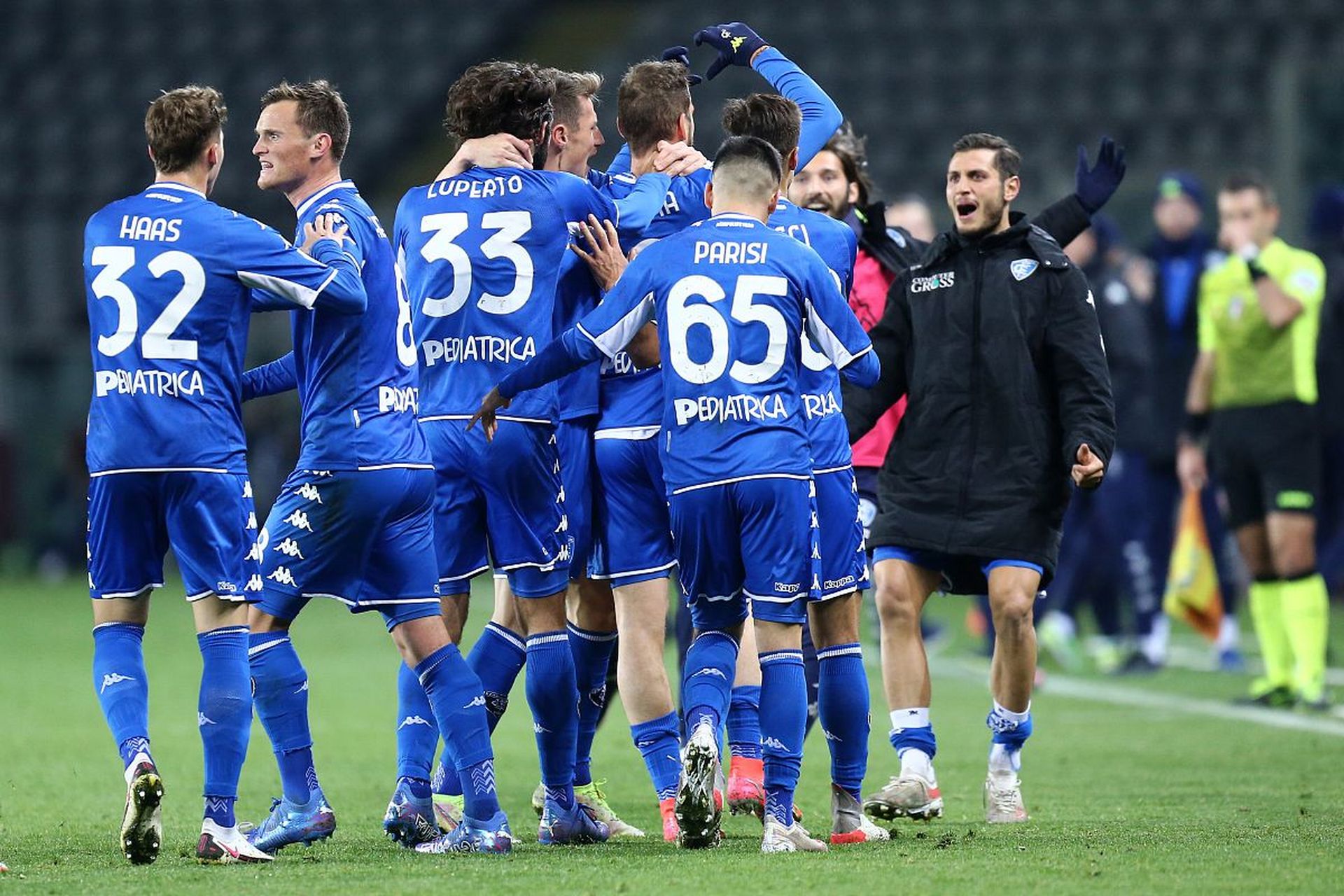 段的防守演 段的防守演